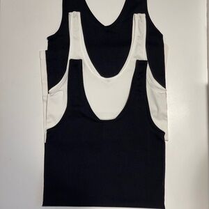 Nordstrom Rack Reversible Body Beautiful shaping camisole v-neck/ scoop neck